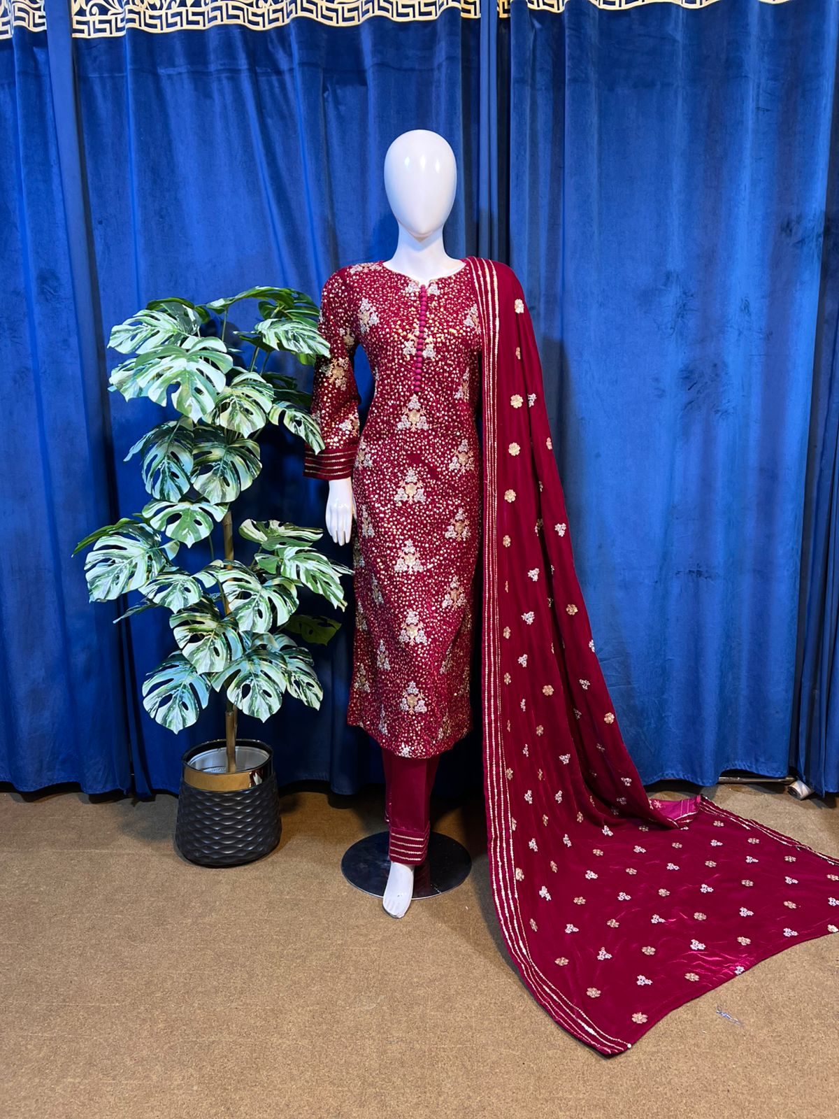 Dark Maroon Velvet Fully Embroidered 3-Piece Stitched with Velvet Dupatta